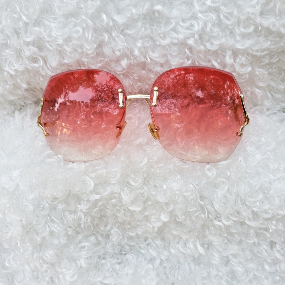 💕Pink Oversized Cat Eye Sunglasses💕